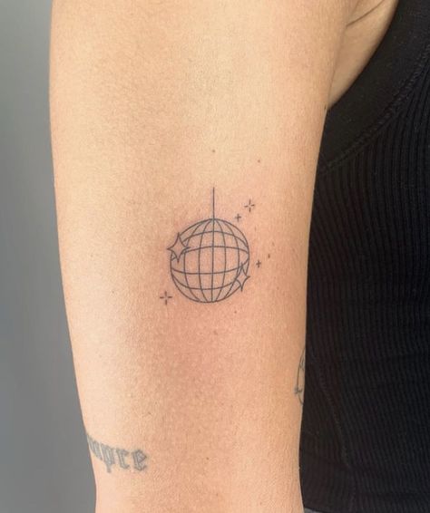 Mirrorball Tattoo, Girly Hand Tattoos, Disco Ball Tattoo, Ball Tattoo, Taylor Swift Tattoo, Cute Tiny Tattoos, Discreet Tattoos, Dainty Tattoos, Subtle Tattoos