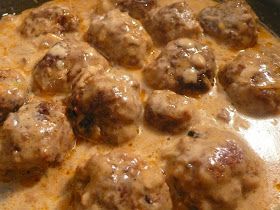 Savory Meatballs in a Homemade Mushroom Soup Sauce -I used 1 can cream of mushroom soup with a little water instead of homemade and was just as tastey!! Meatballs In Mushroom Soup, Cream Of Mushroom Soup Sauce, Homemade Mushroom Soup, Homemade Cream Of Mushroom Soup, Homemade Cream Of Mushroom, Mushroom Meatballs, Savory Meatballs, Meatballs And Gravy, Crock Pot Meatballs