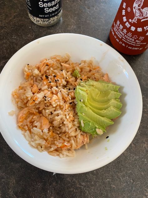 Salmon And Rice Aesthetic, Salmon Recipes Aesthetic, Rice Aesthetic, Salmon Rice, Salmon Rice Bowl, Healthy Food Inspiration, Healthy Food Dishes, Food Babe, Healthy Food Motivation