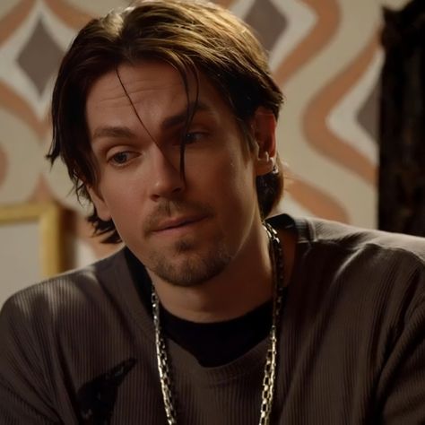 S1E05 Kevin Ball Season 1, Kev Shameless Season 1, Kevin Shameless Season 1, Kev Shameless, Kevin Shameless, Veronica Fisher, Shameless Season 1, Kevin Ball, Steve Howey