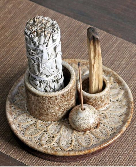 Ceramic Insence Stick Holder, Air Dry Clay Phone Holder, Sage Holder, Wood Incense Holder, Diy Incense Holder, Clay Incense Holder, Nordic Style Home, Elegant Candle Holders, Incense Burner Holder