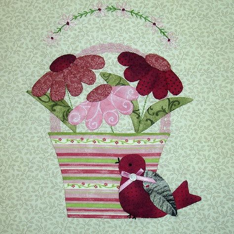 BLOCK 6 - JUNE BUNNY HILL "A TISKET A TASKET" BLOCK OF THE MONTH by Happy 2 Sew, via Flickr A Tisket A Tasket, Bird Quilt Blocks, Quilt Applique, Basket Quilts, Mug Rug Patterns, Fabric Postcards, Bonnie Hunter, Flower Quilts, Bird Quilt