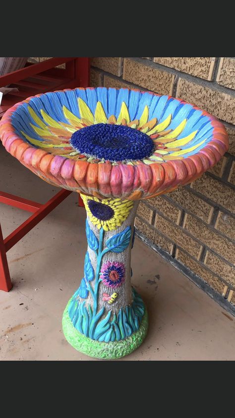 Birdbath Painting Ideas, Painting A Cement Birdbath, Bird Bath Bowl Paint, Concrete Bird Bath Makeover Paint, Diy Bird Bath Upcycle Glass Bowls, Cement Garden, Hand Painted Wine Glasses, Painted Wine Glasses, Tree Crafts