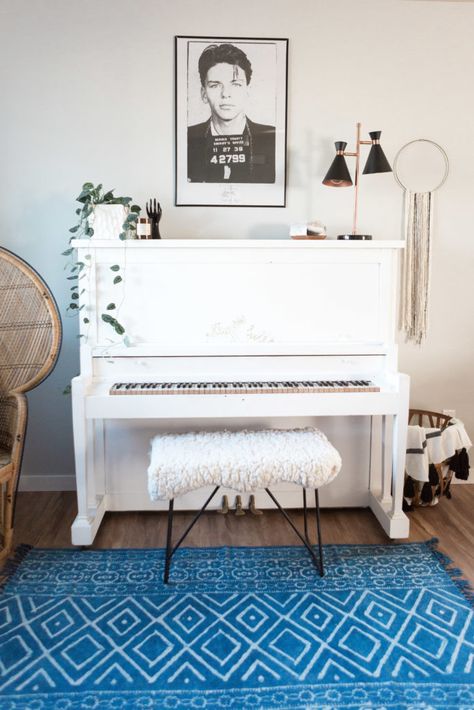 Home Tour – Siri Campbell of Roozen Abode Piano Area, Piano Styling, Music Room Ideas, Piano Chair, Black And White Piano, Painted Pianos, Piano Decor, White Piano, Piano Art