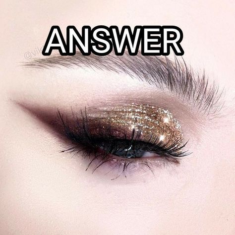 Makeup ideas Ateez Makeup, Base Eyes, New Look Ideas, 50s Makeup, Vintage Meets Modern, Classic Lifestyle, Concert Makeup, Dramatic Eye Makeup, Theatrical Makeup