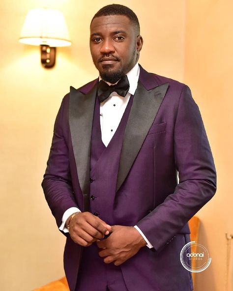 Suits For Men Prom, John Dumelo, Black Tuxedo Shirt, Suit Fashion Men's, Men Prom, Ghanaian Wedding, Wedding Suits For Men, Marriage Inspiration, Prom Blazers