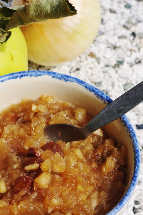 Apple Chutney Mary Berry Apple Relish Recipe, Mary Berry Cooks, Apple Chutney Recipe, Asian Salad Dressing, Mary Berry Recipe, Apple Chutney, Berry Recipes, Home Canning Recipes, Canning Recipe