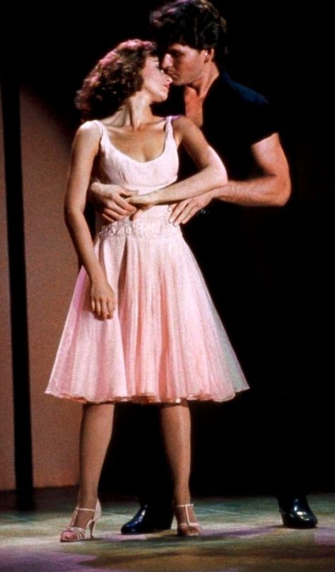 Dirty Dancing Aesthetic, Dirty Dancing Costume, Baby Dirty Dancing, Dirty Dancing Movie, Jerry Orbach, Jennifer Grey, Couples Halloween Outfits, Patrick Swayze, Dancing Aesthetic