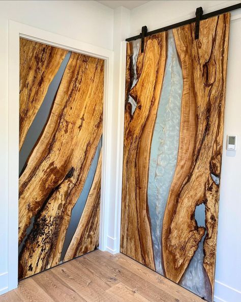 How amazing are these door designs?!  _________________________________________________________________ 👉 Follow @artisanborn for more! #artisanborn⠀⠀⠀⠀⠀⠀⠀⠀⠀⠀⠀ _________________________________________________________________ https://artisanborn.com/ • Black Walnut Makers •⠀⠀⠀ ⠀⠀⠀ #workshop #tools #interiordesign #door #slidingdoor #slidingdoors #doorsofinstagram #customwoodwork #carpentry #carpenter #epoxy #resin #epoxyresin Wood Resin Table, Hanging Door, Resin Furniture, Wood Home Decor, Resin Table, Diy Wood Projects, Rustic Design, Custom Wood, Door Design