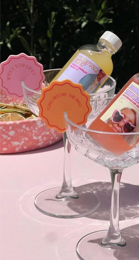 Give Aways Wedding, Hens Party Decorations, Bridal Shower Signage, Hens Party Ideas, Hen Do Ideas, Drink Tags, Bottle Tags, Table Place Cards, Wine Tags