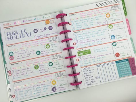 52 Lessons learned after trying 52 different planners in 52 weeks Mambi Happy Planner Layout, Coding Ideas, Planner Horizontal Layout, Planner Monthly Layout, Horizontal Weekly Planner, Vertical Layout Planner, Horizontal Planner, Stickers For Planner, Happy Teacher