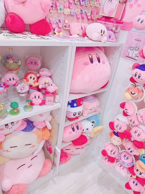 Kirby Bedroom Ideas, Kirby Gaming Setup, Kirby Themed Room, Kirby Room Ideas, Kirby Decorations, Kirby Room Decor, Kirby Furniture, Kirby Decor, Kirby Bedroom