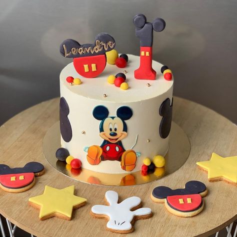 First Birthday Cake Mickey Mouse, Mickymousetheme Cake, Mickey Mouse Theme 1st Birthday, Mickey 1st Birthday Cake, Mickey Cake Birthday, Tort Mickey Mouse, Mickey Mouse 2nd Birthday Cake, Mickey Mouse Birthday Cake 2nd, Mickey Mouse Cake For Boys