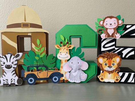 Wild One Decorations, Party Animal Theme, Jungle Theme Party, Jungle Theme Decorations, Safari Party Decorations, Jungle Animals Party, Jungle Decorations, Jungle Theme Parties, Animal Print Party