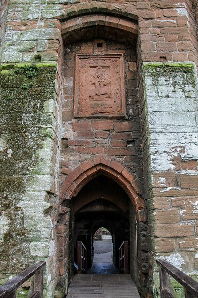 Caerlaverock Castle, Castle Study, Medieval Buildings, Beautiful Scotland, Scotland History, Scotland Map, Castle Scotland, Castles In Scotland, Travel Oklahoma