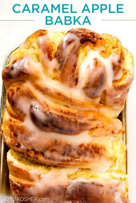 Simply add a scoop of vanilla pareve ice cream to your Caramel Apple Babka and Shabbat dessert is ready! Apple Babka Recipe, Apple Babka, Yom Kippur Desserts, Cinnamon Apple Babka, Apple Cake For Rosh Hashanah, Apple Butter Babka, Apple Bread With Caramel Glaze, Apple Honey Challah, Rosh Hashana Recipes