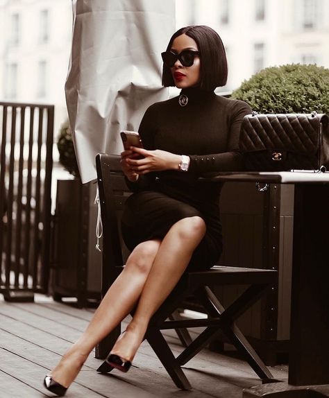 Black Girls Luxury Lifestyle, Headshots Women, Business Photoshoot, Branding Photoshoot Inspiration, Hacks Clothes, Black Femininity, Person Sitting, Fashion Hacks, Branding Photoshoot