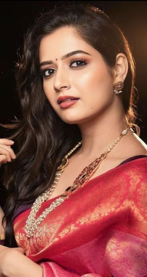 Anshika Ranganath, Ashika Ranganath, Actress Pictures, Beautiful Smile Women, Desi Beauty, Beauty Women, Actresses, India, Plus Size