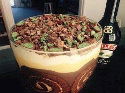 Baileys & Chocolate Trifle Recipe Baileys Trifle Recipes, Baileys Trifle, Baileys Dessert, Chocolate Trifle, The Whoot, Trifle Desserts, Trifle Recipe, Famous Recipe, Christmas Cooking