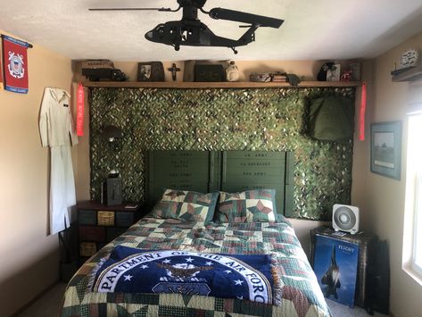 Boys Military Bedroom, Military Themed Bedroom, Military Room Ideas, Tomboy Room Ideas, Boys Army Bedroom, Boys Army Room, Camouflage Bedroom, Military Bedroom, Army Bedroom