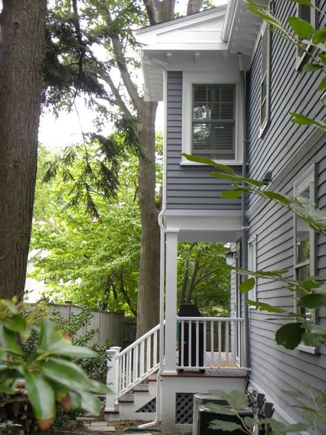 master bedroom Bump Out Design,with path/arbor to back yard below. (no side windows, steps/railing) Bump Out Addition, Mudroom Addition, Kids Bedroom Remodel, Guest Bedroom Remodel, Small Bedroom Remodel, Raised Ranch, Bedroom Remodeling, Bedroom Addition, Remodel Diy