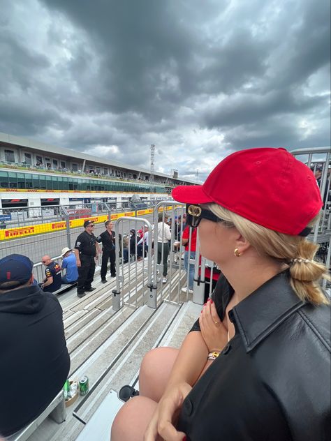 F1 Fan Aesthetic, F1 Fans Aesthetic, F1 Wag Aesthetic Ferrari, F1 Aesthetic Girl, Aesthetic Carlos Sainz, F1 Girl Aesthetic, F1 Wag Aesthetic, Motorsport Aesthetic, F1 Outfit