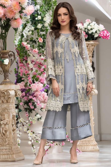 Net Dress Design, Velvet Kurta, Pakistani Party Wear Dresses, Embroidery Pants, Pakistani Formal Dresses, Pakistani Style, Classy Suits, Anarkali Kurti, Fancy Design