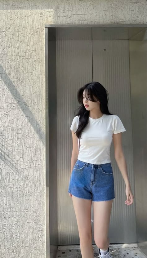 Tita Outfit, Neat Casual Outfits, Simple Casual Outfits, Korean Casual Outfits, Everyday Fashion Outfits, Casual Day Outfits, Causual Outfits, Casual Chic Outfit, Day Outfits