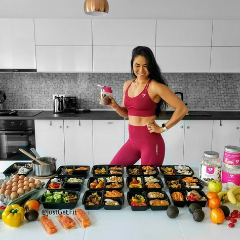 Lighter Meals, Meal Prep Sunday, Food To Gain Muscle, Muffin Top Exercises, Meal Prep Companies, Cooking Photos, Sports Food, Easy Healthy Lunches, Muscle Gain