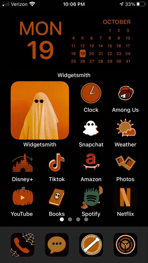 App Icon Prime Video, Halloween Ios, Halloween App Icons, Halloween Icon, Halloween Layout, Minimalist Iphone, Simple Designs To Draw, Iphone Organization, Iphone App Layout