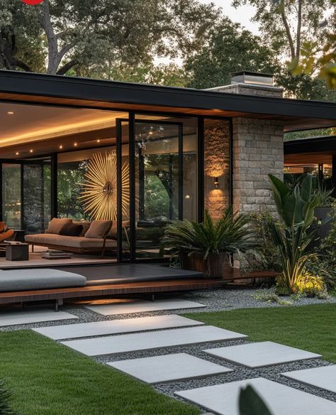 Timeless Mid Century Modern, New Build Mid Century Modern, My Dream Home Farmhouse, Glass House Design Modern, Modern House In Nature, Modern Japanese Home Exterior, Modern Exterior Ideas, Modern British House, Modern Container Homes