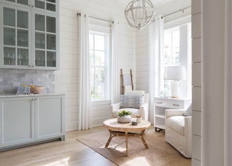 Love this cozy little reading nook open to the kitchen kellyelko.com #kitchens #interiors #decorate #homedecor Kitchen Sitting Areas, Kitchen Sitting Area, Beach House Room, Beach Home Interiors, Small Seating Area, Beach House Furniture, Beach House Interior Design, Tropical Home Decor, Beach Cottage Decor