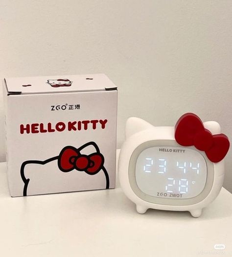 Hello Kitty Alarm Clock, Images Hello Kitty, Hello Kitty Rooms, Hello Kitty Aesthetic, Hello Kitty Accessories, Hello Kit, Hello Kitty Items, Smart Kids, Birthday List