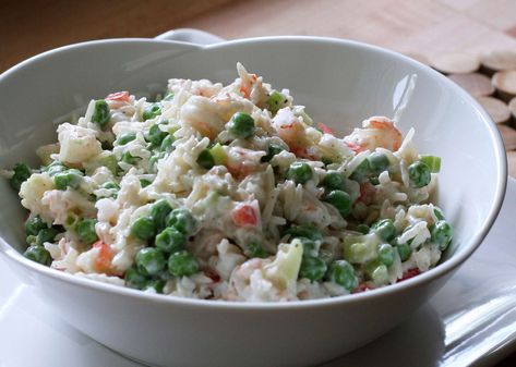 Make This Shrimp and Rice Salad for a Refreshing Lunch Shrimp And Rice Salad, Rice Salad Cold, Prawn Rice, Hot Weather Meals, Shrimp Rice, Rice Salad Recipes, Celery Recipes, Seafood Rice, Shrimp Salad Recipes