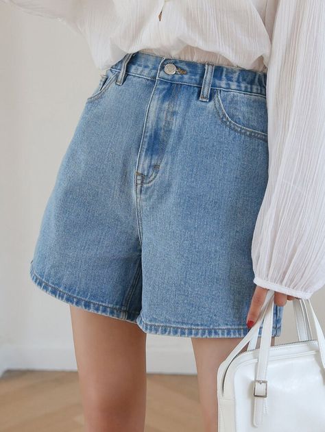 Short Shein, Women Denim Shorts, Shein Jeans, Retro Clothes, Short Jeans, Denim Shorts Women, Date Outfits, Shein Style, Wide Leg Denim