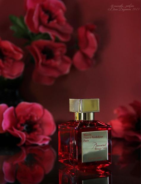 Good Night Love Pictures, Red Perfume, Business Advertisement, Baccarat Rouge 540, Blue Flower Wallpaper, Hair Eraser, Good Morning Coffee Images, Creative Jewelry Photography, Perfume Bottle Design