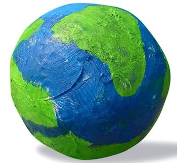 paper mache Earth Art Projects, Earth Day Projects, Making Paper Mache, Earth Day Crafts, Paper Mache Crafts, Columbus Day, Earth Art, Craft Projects For Kids, Activity Ideas