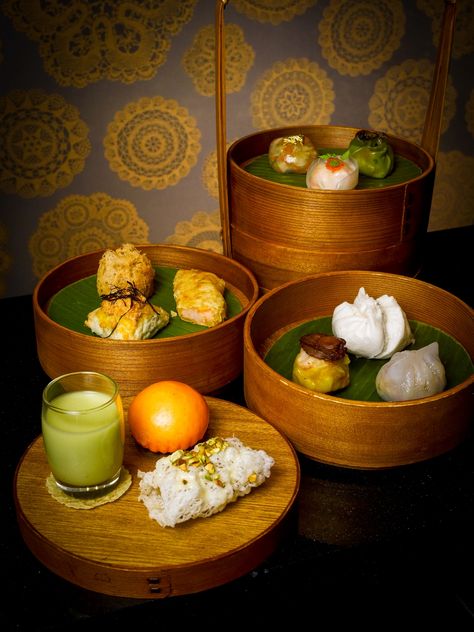 Dim sum Afternoon Tea at Cassia. #Cassia #Capella #Singapore #Chinese #AfternoonTea #oriental #food #Sentosa Chinese Afternoon Tea, Asian Afternoon Tea, Capella Singapore, Presentation Room, Chinese Tea Room, Spa Food, Tea Party Theme, Singapore Food, Chinese Tea