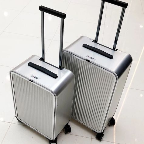 Cheap Rolling Luggage, Buy Quality Luggage & Bags Directly from China Suppliers:Vnelstyle 100% All Aluminum travel rolling luggage new luxury fashion suitcase spinner carry on trolley case 16/20/24 inch Enjoy ✓Free Shipping Worldwide! ✓Limited Time Sale ✓Easy Return. Luxury Suitcase, Luxury Luggage, Stylish School Bags, Leather Suitcase, Bag Suitcase, Discount Sale, Suitcase Traveling, Carry On Luggage, Suitcases