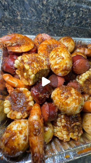 Best Shrimp Boil Recipe, Seafood Boil Soup, Chicken Wing Seafood Boil Recipe, Shrimp Boil With Eggs, Chicken Boil Cajun, Seafood Broil In Oven, Seafood Boil Recipes Sauces, Boil Recipes Cajun, How To Make A Seafood Boil At Home