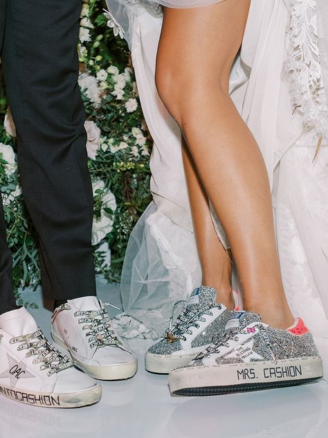 2023 Wedding Shoes, Custom Wedding Golden Goose, Wedding Shoes After Party, Golden Goose Wedding Shoes, Bride Reception Shoes, Custom Wedding Sneakers, Golden Goose Wedding, Wedding Golden Goose, Reception Shoes For Bride