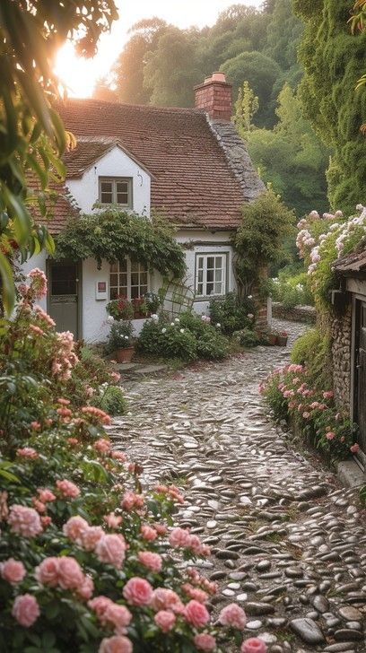 Old English Cottage, Fairytale Houses, Countryside Life, Country Living Uk, Cute Cottages, Fairytale House, English Cottages, Cute Little Houses, Fairytale Cottage