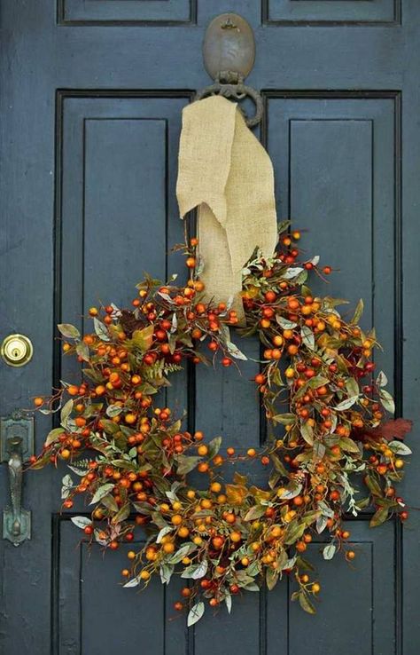 Fall Is In The Air, Deco Originale, Autumn Decorating, Fall Decoration, Autumn Wreath, Seasonal Wreaths, Fall And Thanksgiving, Fabulous Fall, Happy Fall Y'all