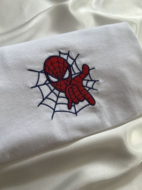 Spiderman T Shirt Design, Spiderman Clothes, Spiderman Canvas Art, Spiderman Design, Spiderman Painting, Spiderman Outfit, Spiderman Gifts, Spiderman Shirt, Spiderman Face