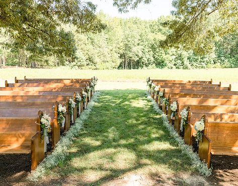 Outdoor Wedding Ceremony Seating, Outdoor Ceremony Seating, Church Pew Wedding, Blue Willow Wedding, Outside Wedding Ceremonies, Wedding Ceremony Seating, Wedding Pews, Church Pews, Backyard Wedding Ceremony