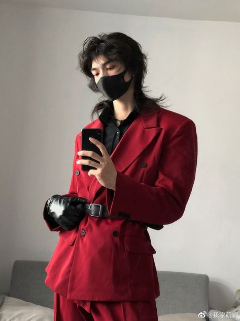 Red Outfit Men Korean, Christmas Outfit Aesthetic Men, Male Prom Outfits Aesthetic, Yakuza Outfit Men, Red Outfit Formal, Red Suit Men Aesthetic, Red Suit Male, Devilcore Outfits, Boy Fashion Aesthetic