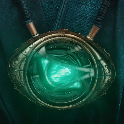 Time Stone Marvel, Green Marvel Aesthetic, Dr Strange Powers Aesthetic, Dr Strange Magic, Avengers Green Aesthetic, Dr Strange Aesthetic, Doctor Strange Aesthetic, Doctor Strange Time Stone, Dr Strange Asthetic