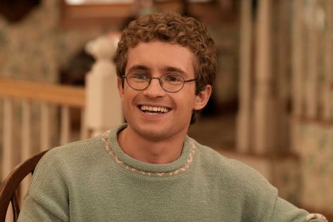 We spoke with Sean Giambrone about saying goodbye to The Goldbergs after ten years and what we can expect from the series finale. Read the interview! Sean Giambrone, The Goldbergs, Chyler Leigh, Pro Surfers, One Of The Guys, Pilot Episode, Finals Week, The Interview, Buffy The Vampire