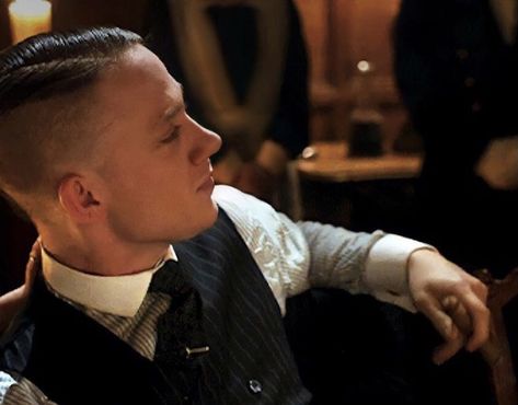 John Shelby Peaky Blinders, Aimee Ffion Edwards, Dark Academia Men, Grace Burgess, John Shelby, Alfie Solomons, Finn Cole, Michael Cole, Joe Cole