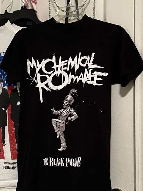 Mcr Shirt Outfit, Emo Band Shirt Outfits, My Chemical Romance T Shirt, Mcr T Shirt, Emo Band Tees, Mcr Shirt, Mcr Tshirt, My Chemical Romance Hoodie, My Chemical Romance Shirt Hot Topic